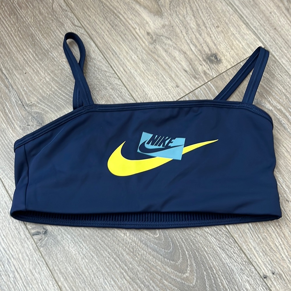 NIKE sports bra